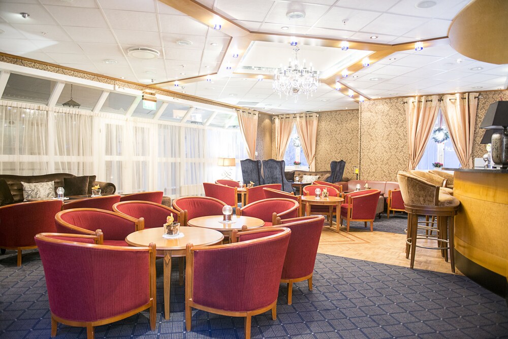 Hotel Bar