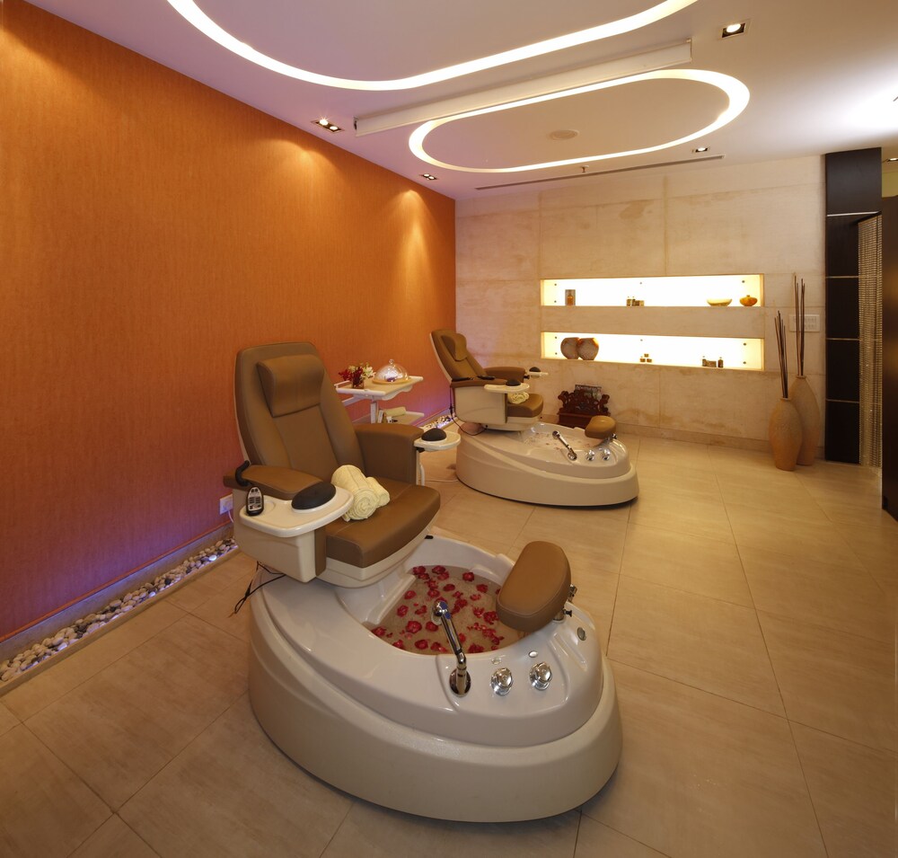 Nail Salon