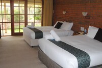 Twin Room, 2 Queen Beds