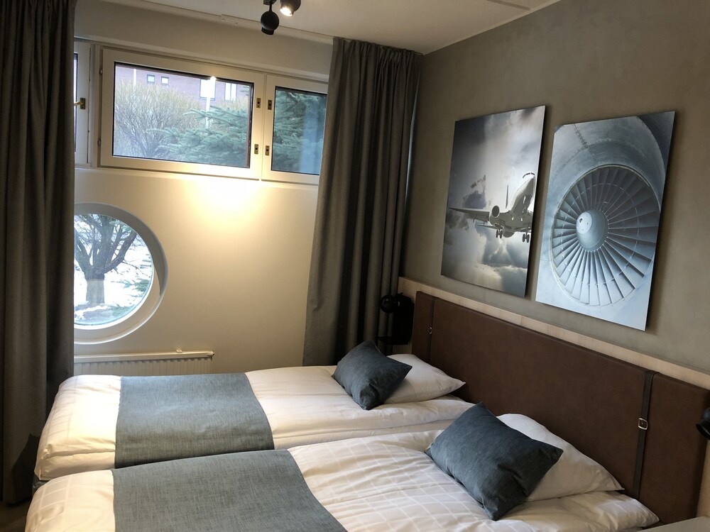 Guestroom