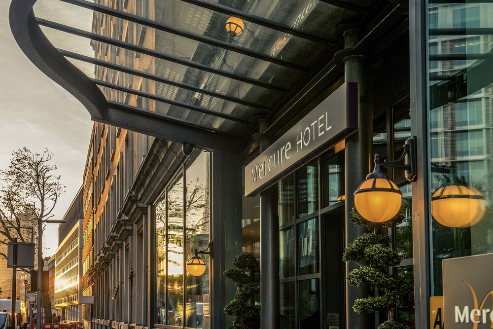 Hotel Front
