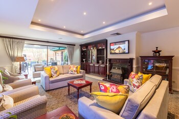 Executive Lounge
