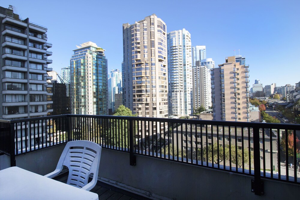 Guestroom View