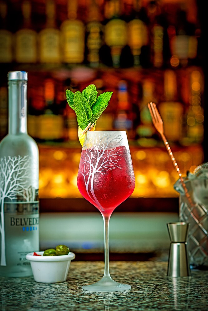 Hotel Bar