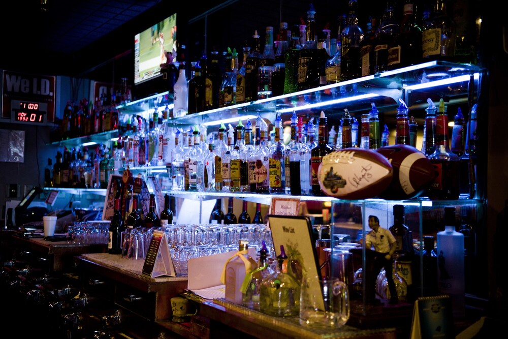 Hotel Bar