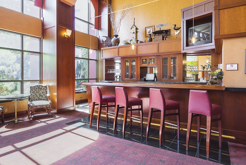 Hotel Lounge