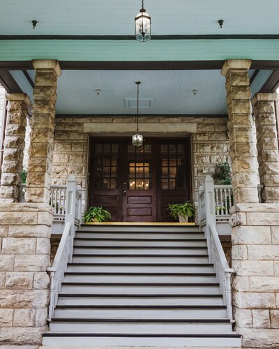 The Mansion at Elfindale