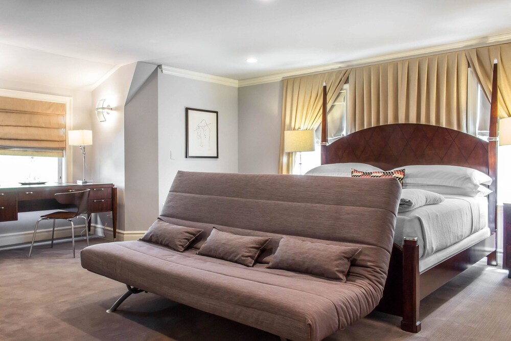 Guestroom