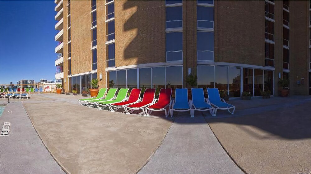 Sundeck