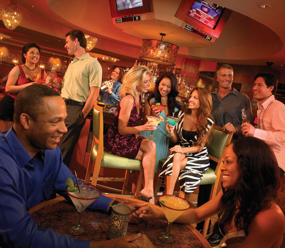 Hotel Bar