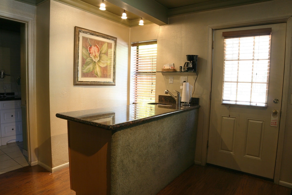 In-Room Kitchenette