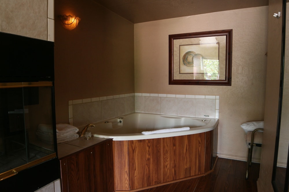 Jetted Tub