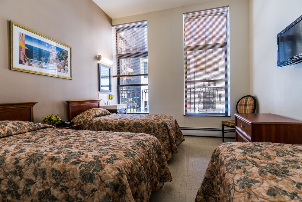 Guest room