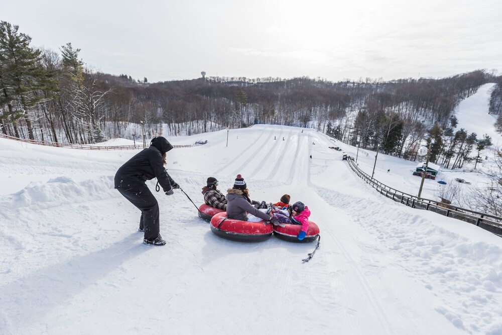 Snow tubing