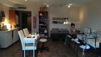 Nail Salon