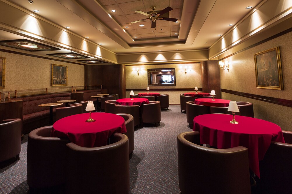 Hotel Bar