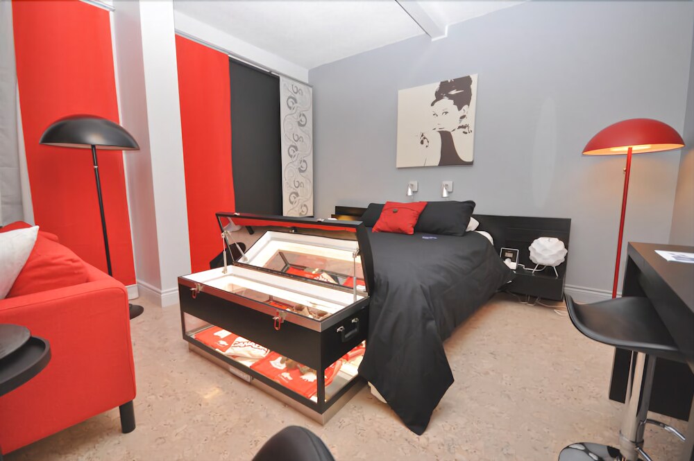 Guestroom