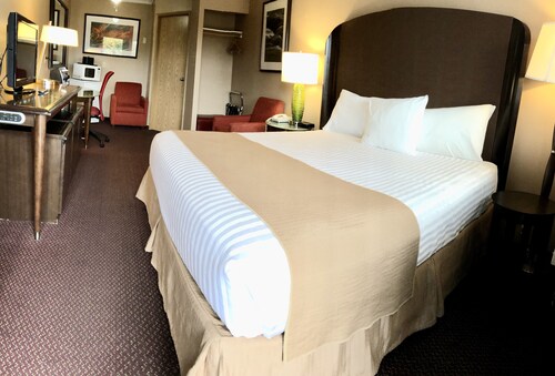 Travelodge by Wyndham Courtenay