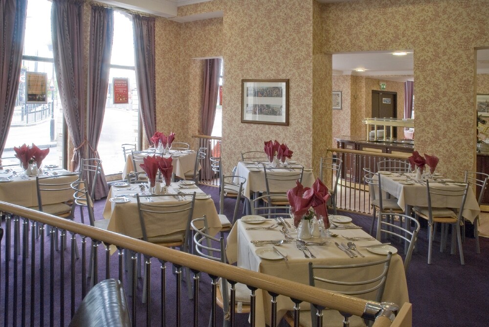 Family Dining