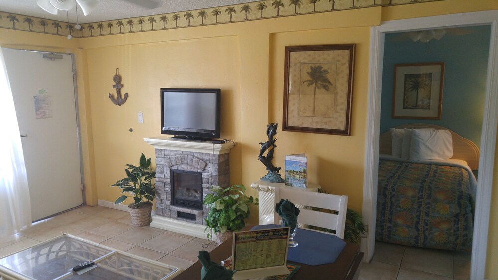Suite - Guestroom