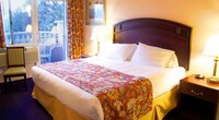 Standard Room, 1 King Bed, Balcony