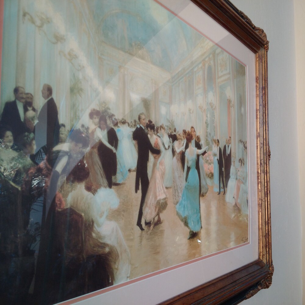 Hotel Lounge