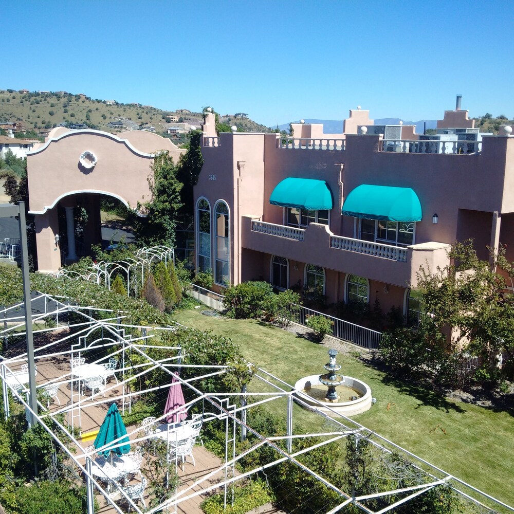 Childrens Play Area - Outdoor