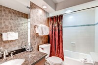 Superior Condo, 2 Bedrooms
