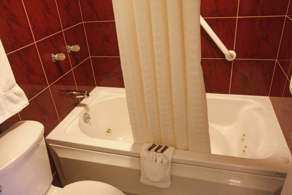Jetted Tub