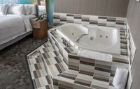 Room, 1 King Bed, Jetted Tub