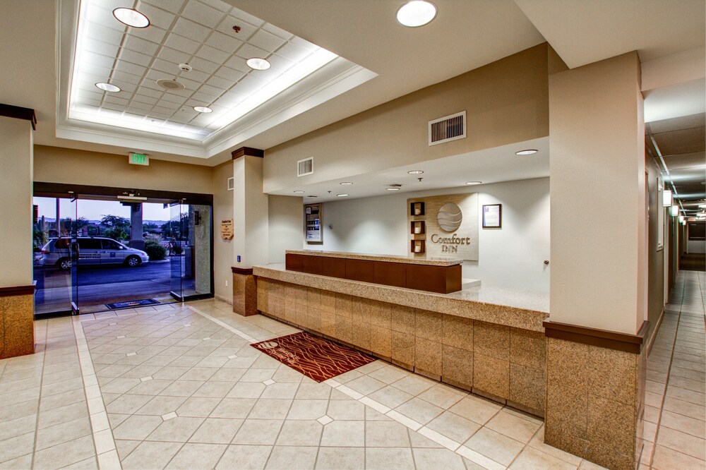 Check-in/Check-out Kiosk