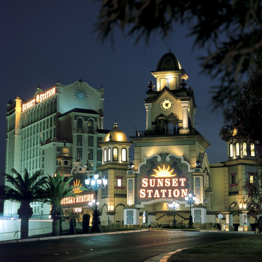 Exterior, Sunset Station Hotel & Casino