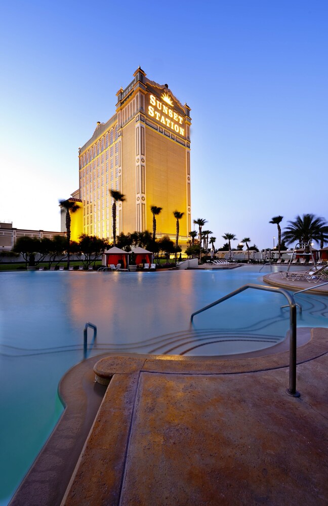 Exterior, Sunset Station Hotel & Casino