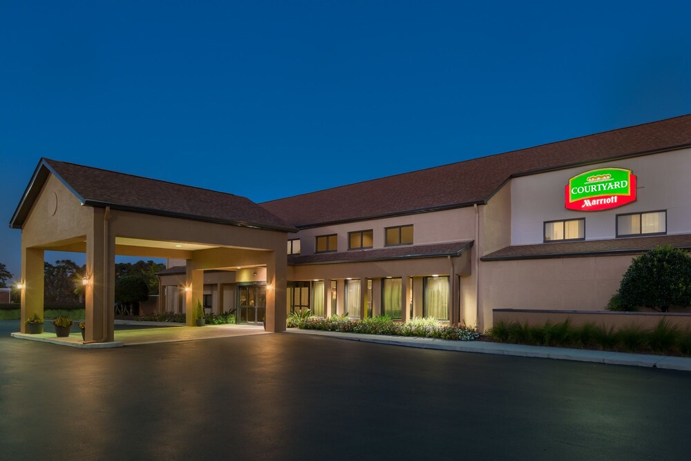 Hotel Front - Evening/Night