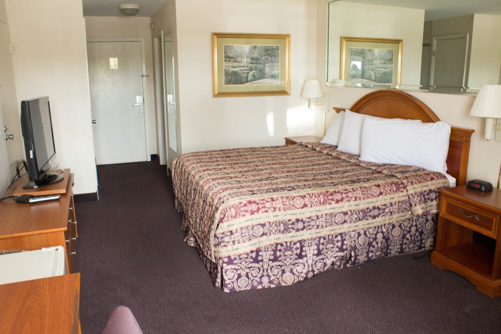 Guestroom View