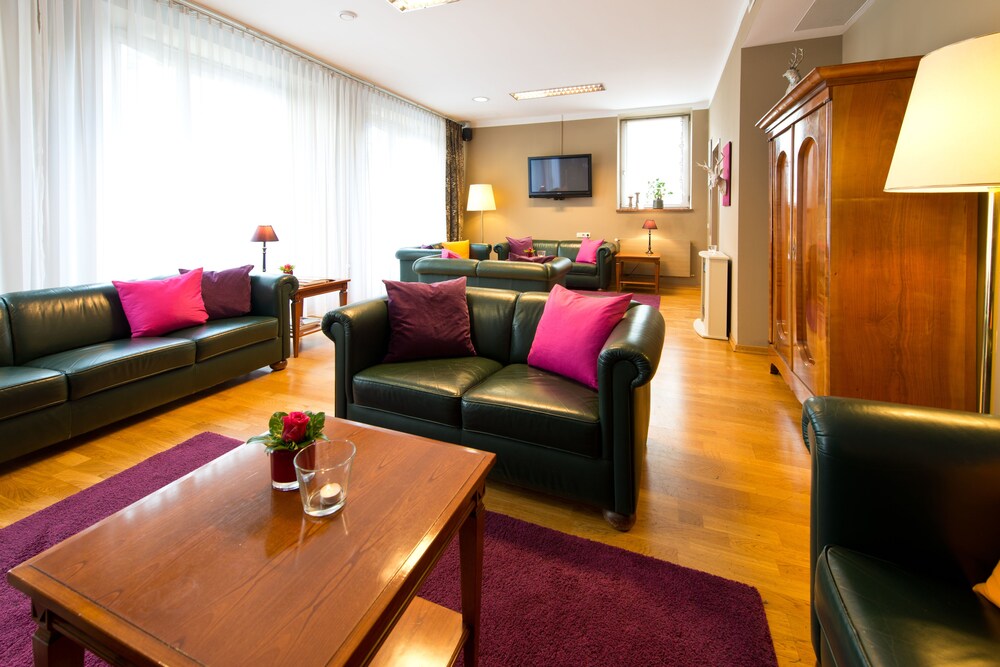 Hotel Lounge