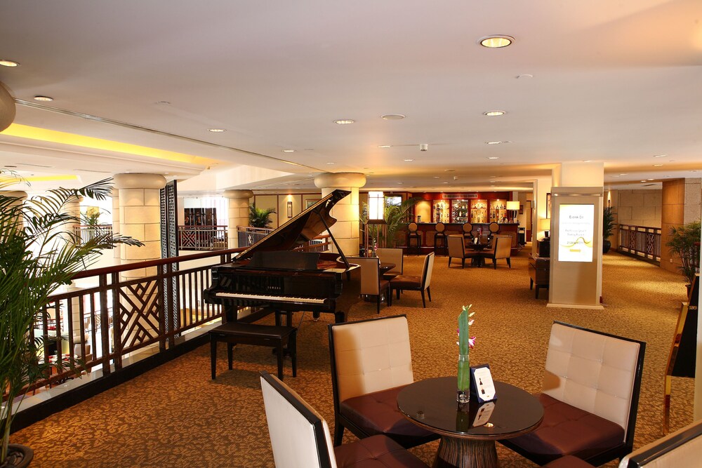 Hotel Lounge