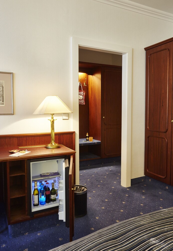 Minibar