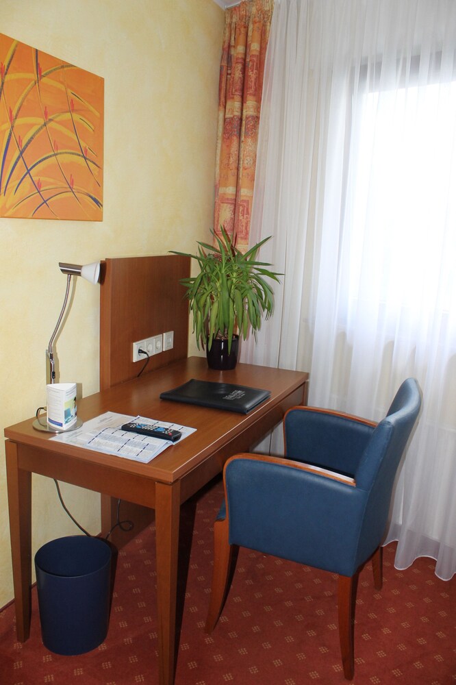 Businesscenter im Zimmer