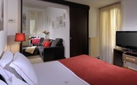 Standard Apartment, Annex Building