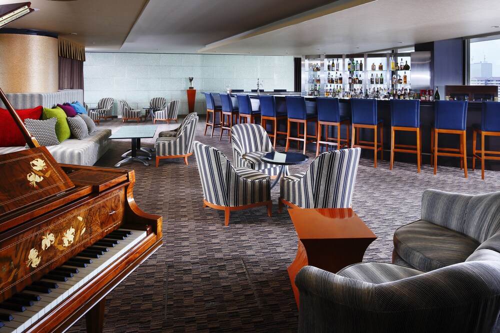 Hotel Bar