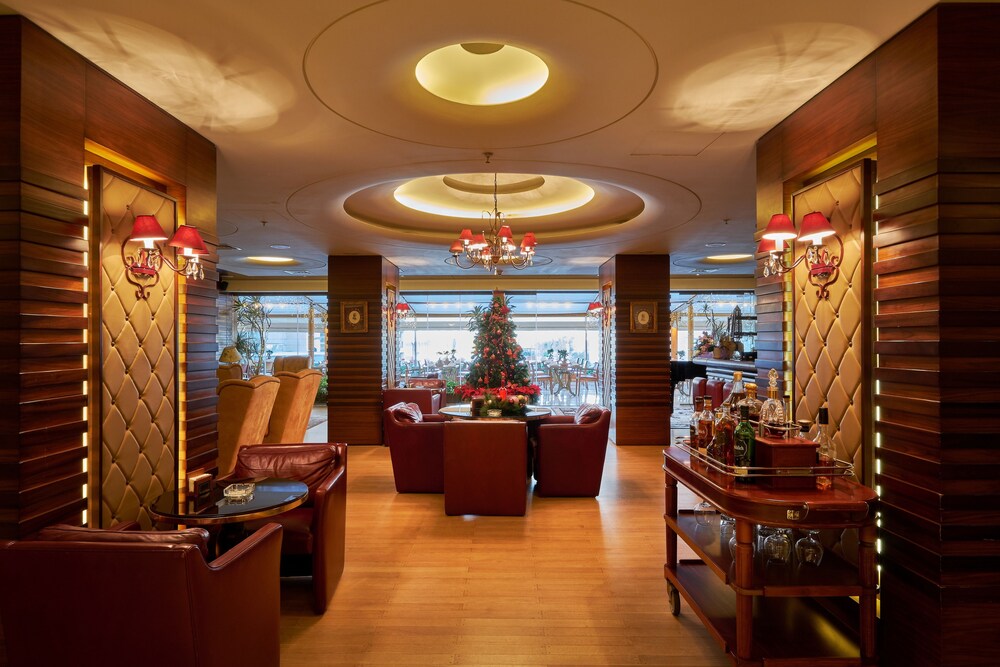 Hotel Bar