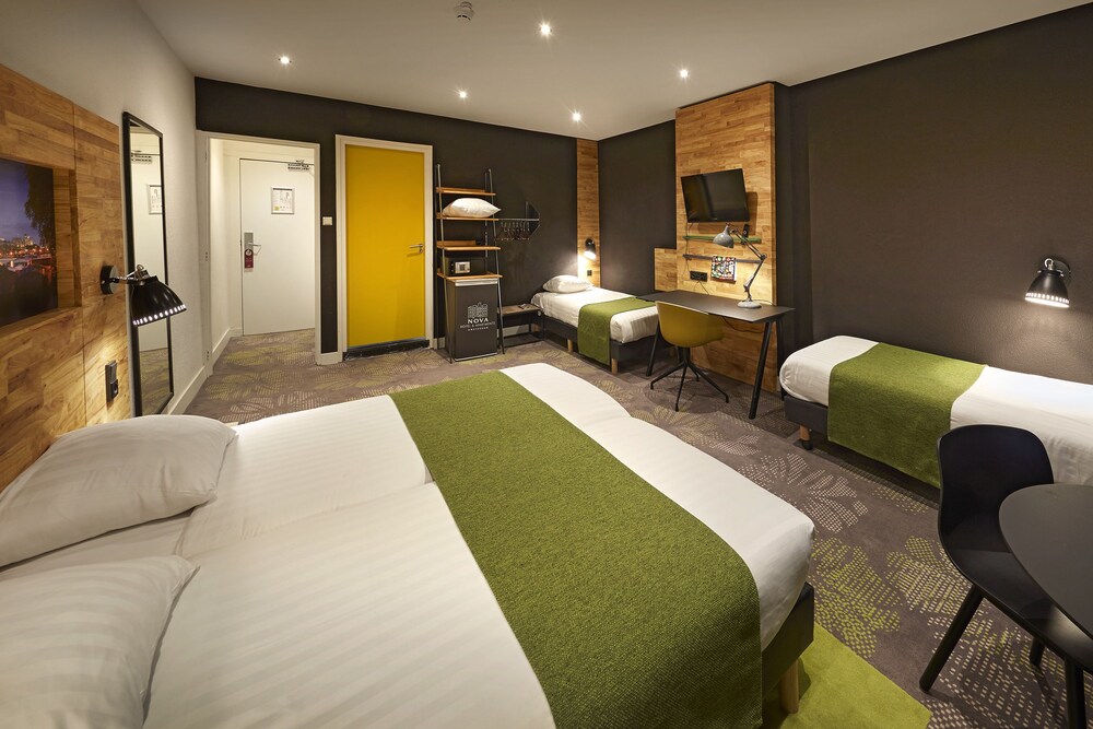 Guestroom