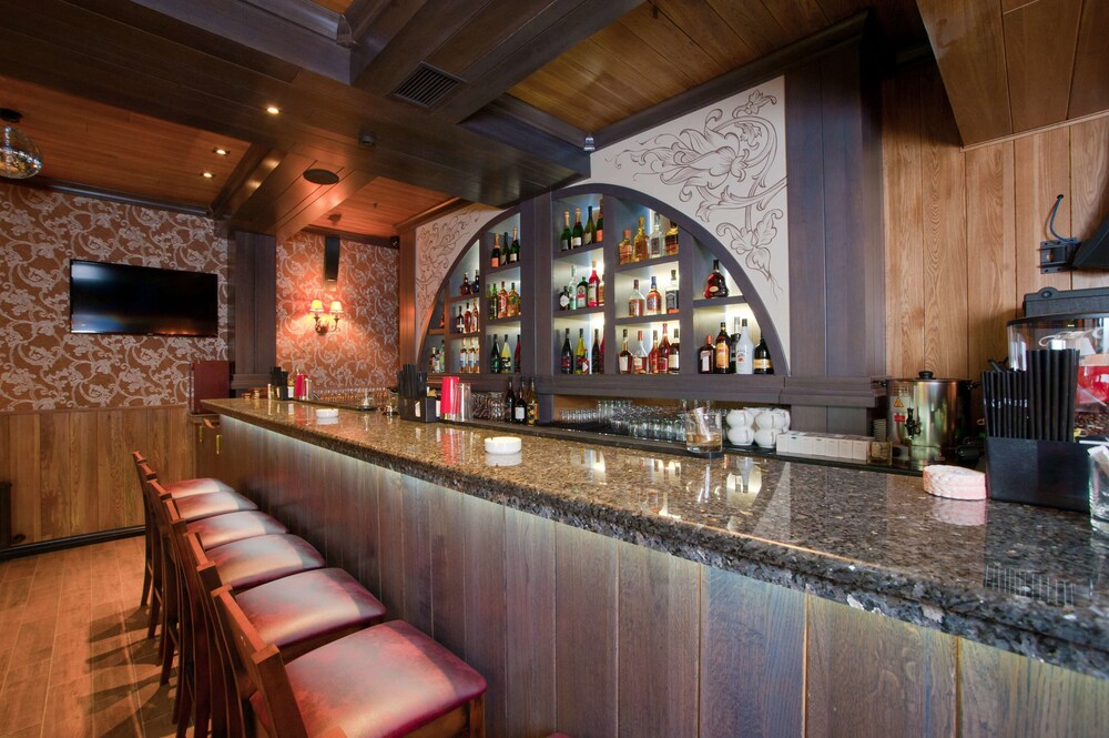 Hotel Bar