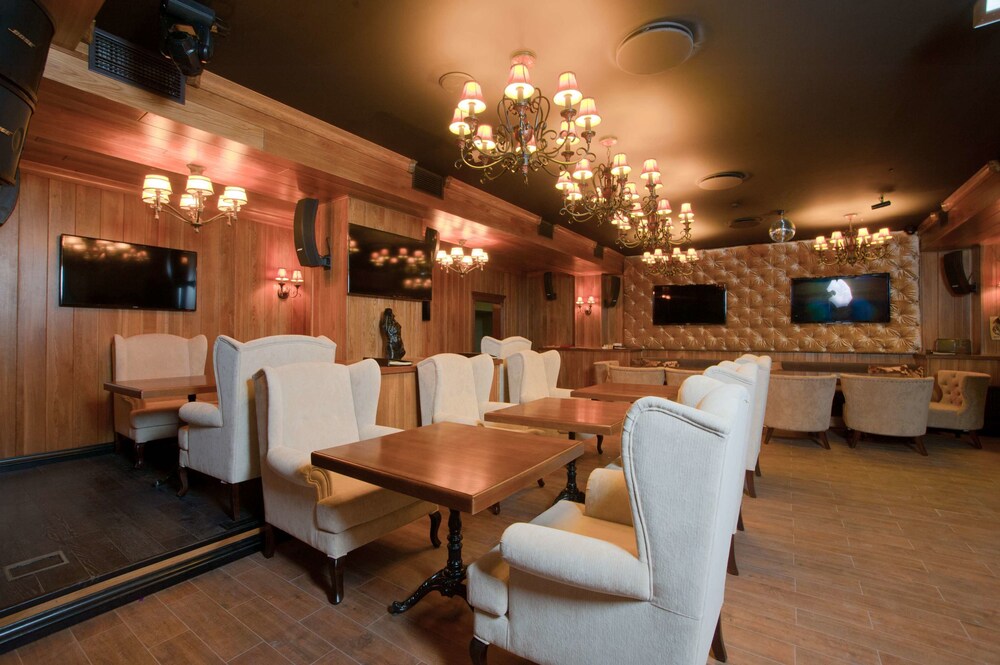 Hotel Bar