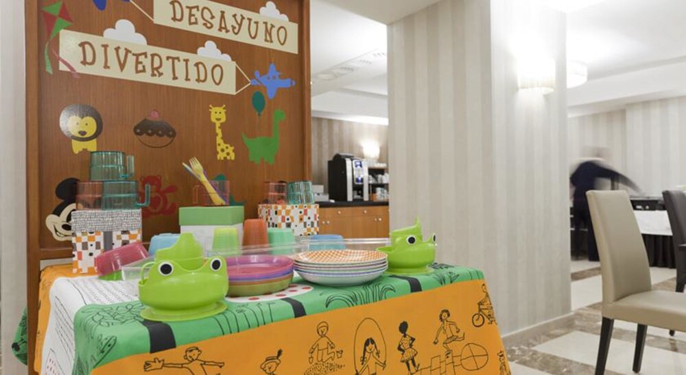 Childrens Play Area - Indoor