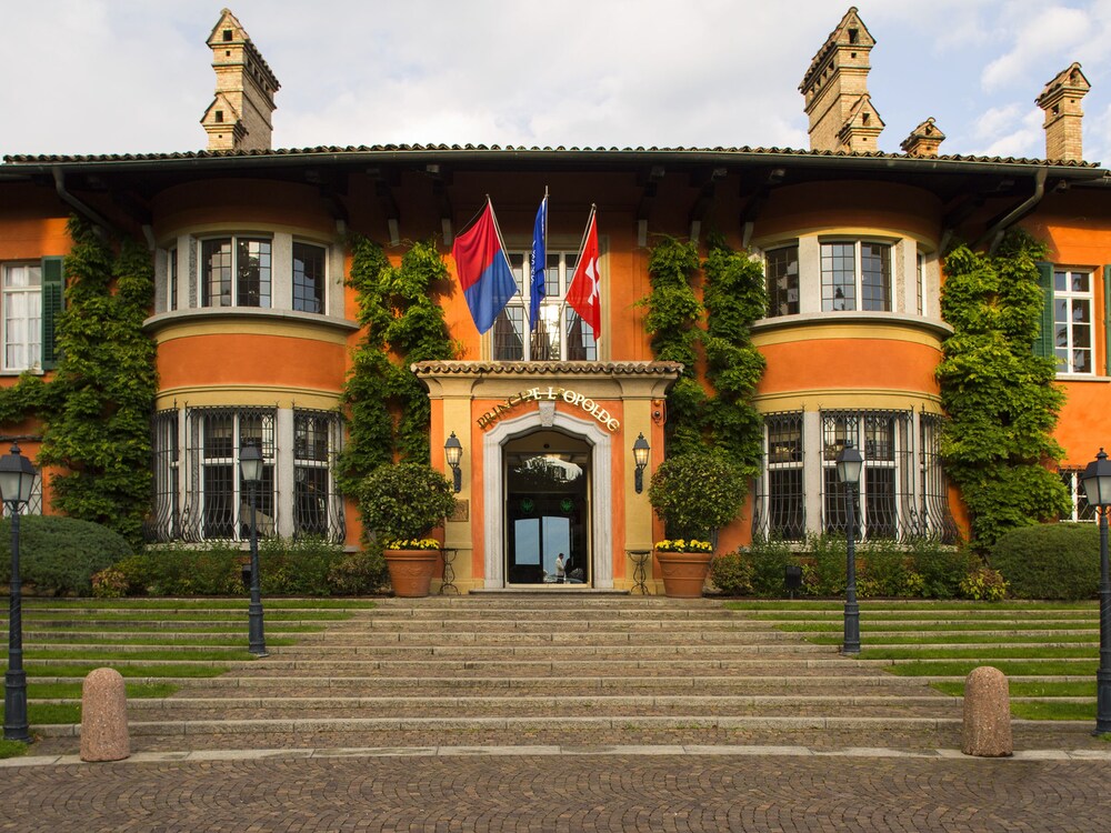 Hotel Front