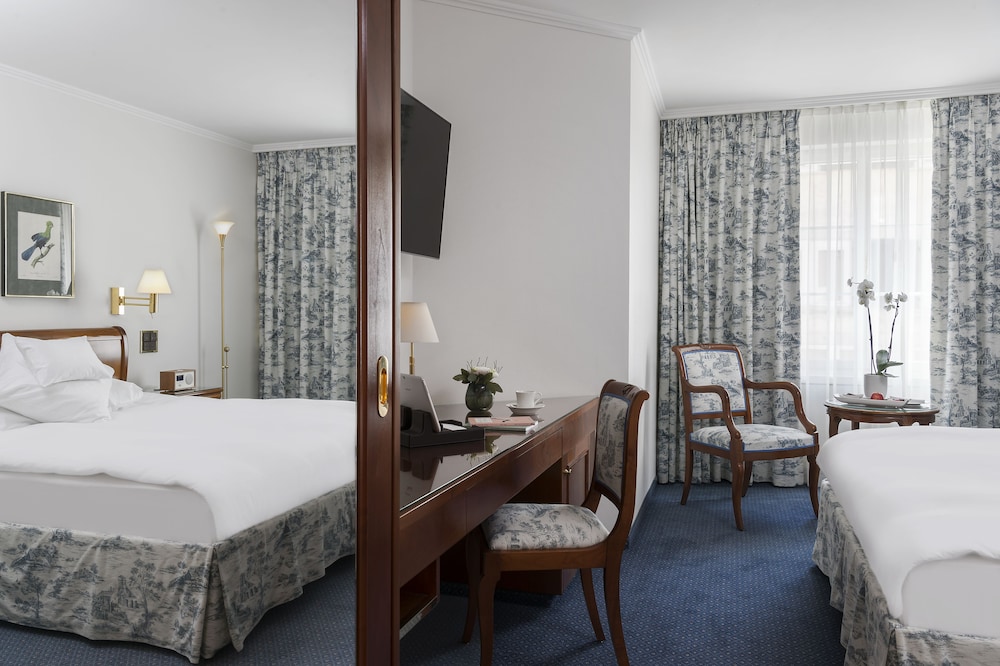 Guestroom