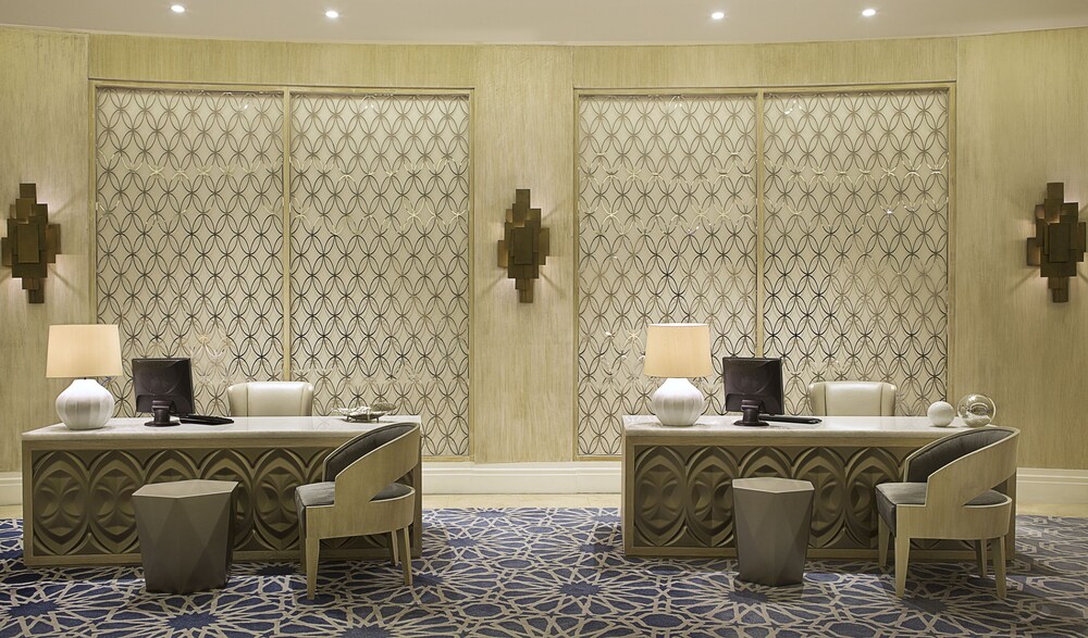 Concierge Desk