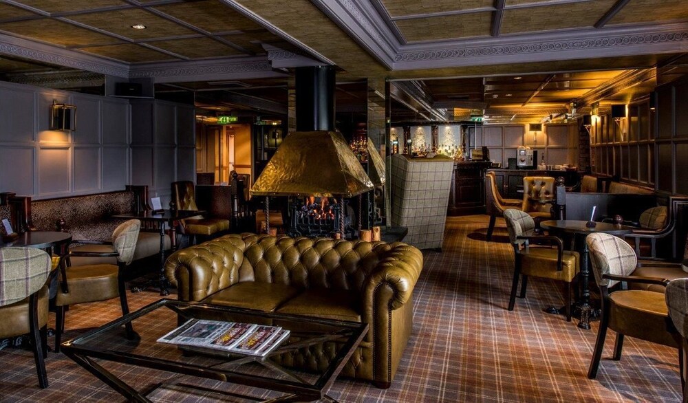 Hotel Lounge
